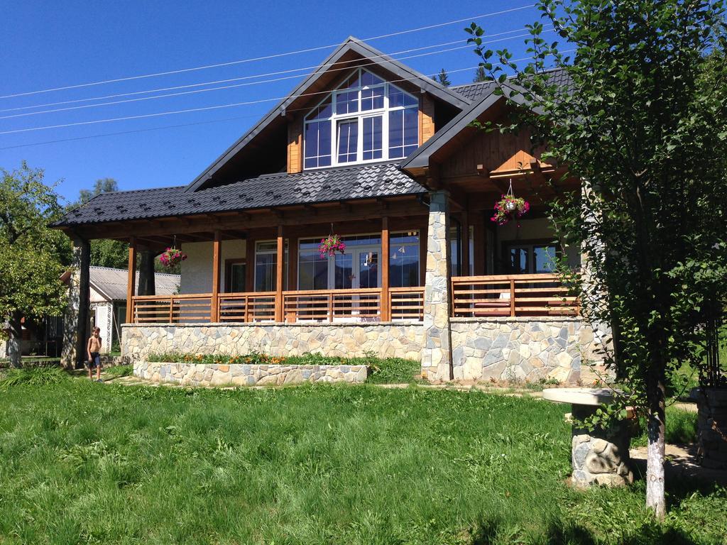 Cottage Familiya Verkhovyna Luaran gambar