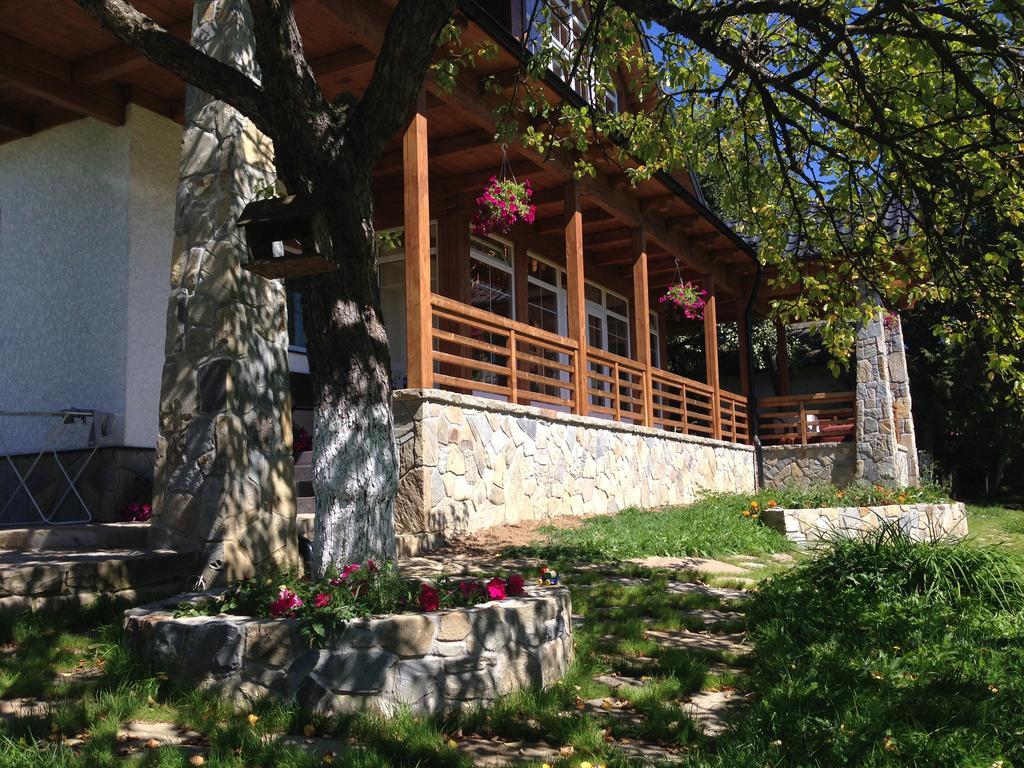 Cottage Familiya Verkhovyna Luaran gambar
