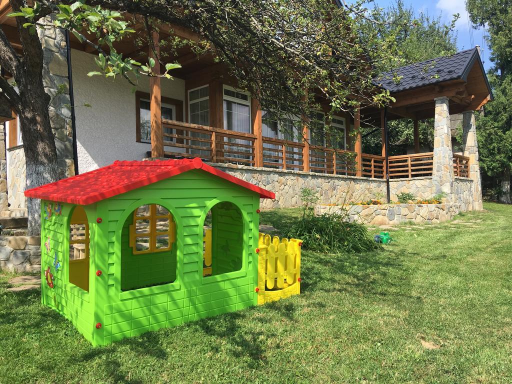 Cottage Familiya Verkhovyna Luaran gambar