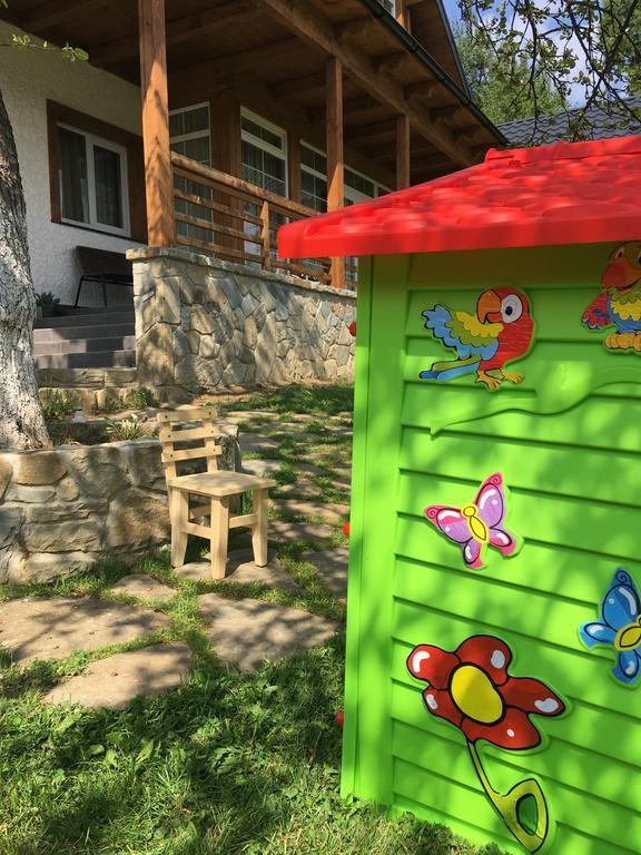 Cottage Familiya Verkhovyna Luaran gambar